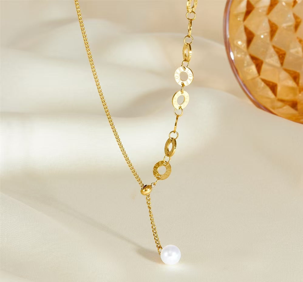 Minority pearl tassel necklace