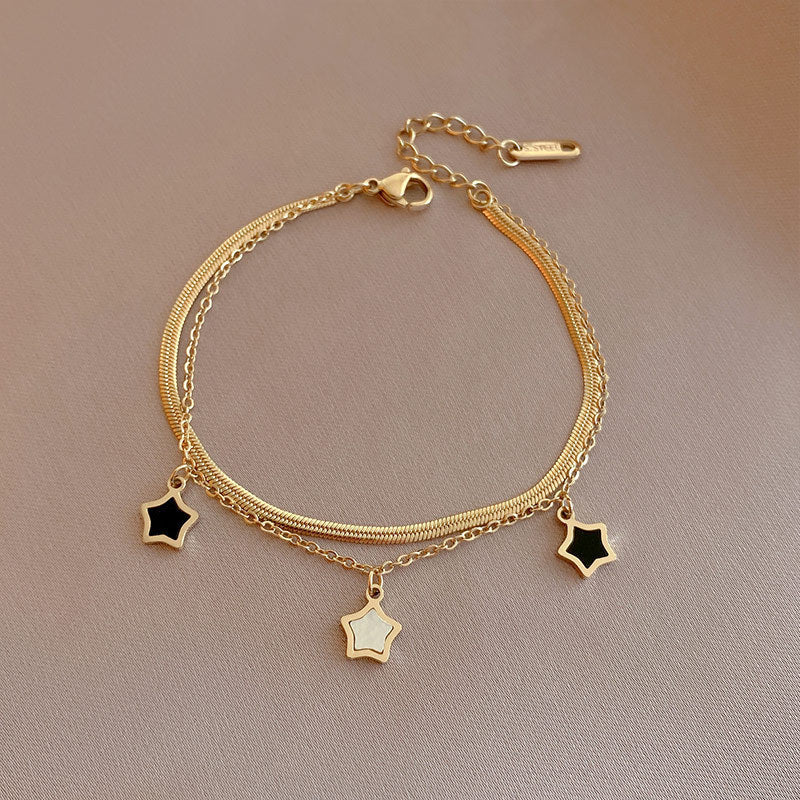 New five-pointed star shell necklace in 14k gold